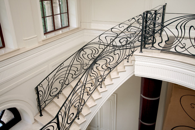 Ограждения в доме в стиле Модерн - Classique Chic - Escalier - Moscou ...