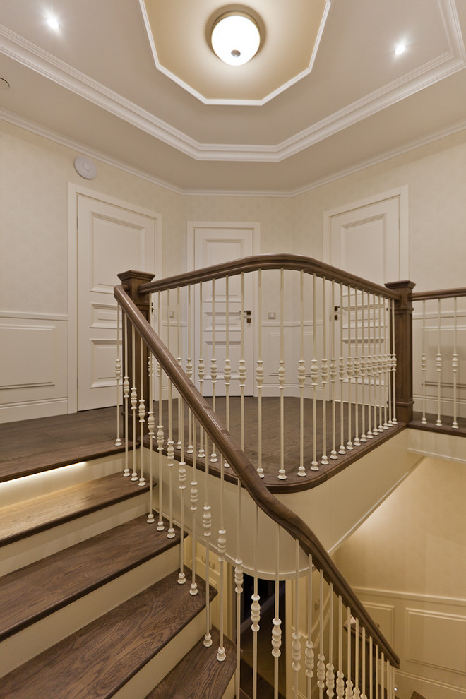 Gewendelte, Große Klassische Treppe in Sankt Petersburg