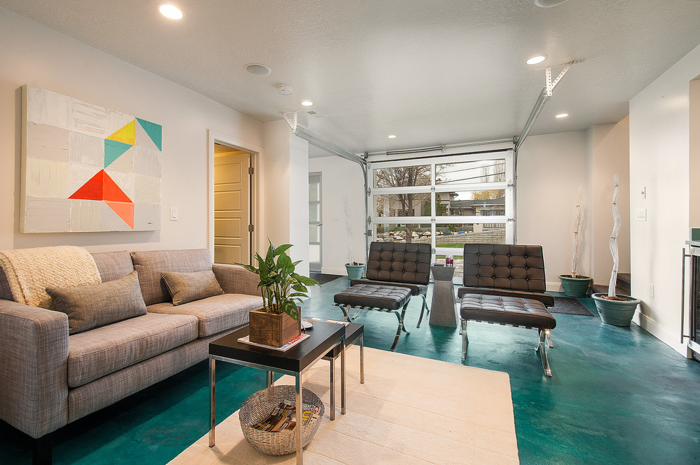 Modernes Wohnzimmer mit beiger Wandfarbe und türkisem Boden in Salt Lake City