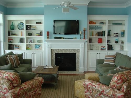 Example of an island style living room design in Wilmington
