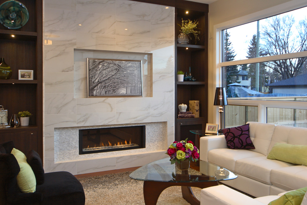 Minimalist living room photo in Calgary