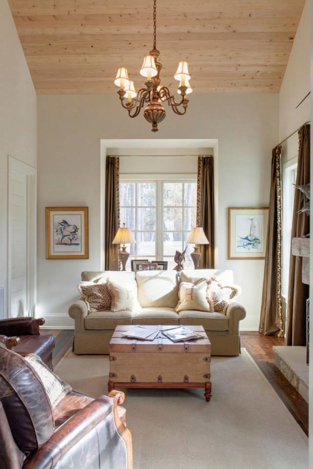 Inspiration for a classic formal living room in Raleigh.