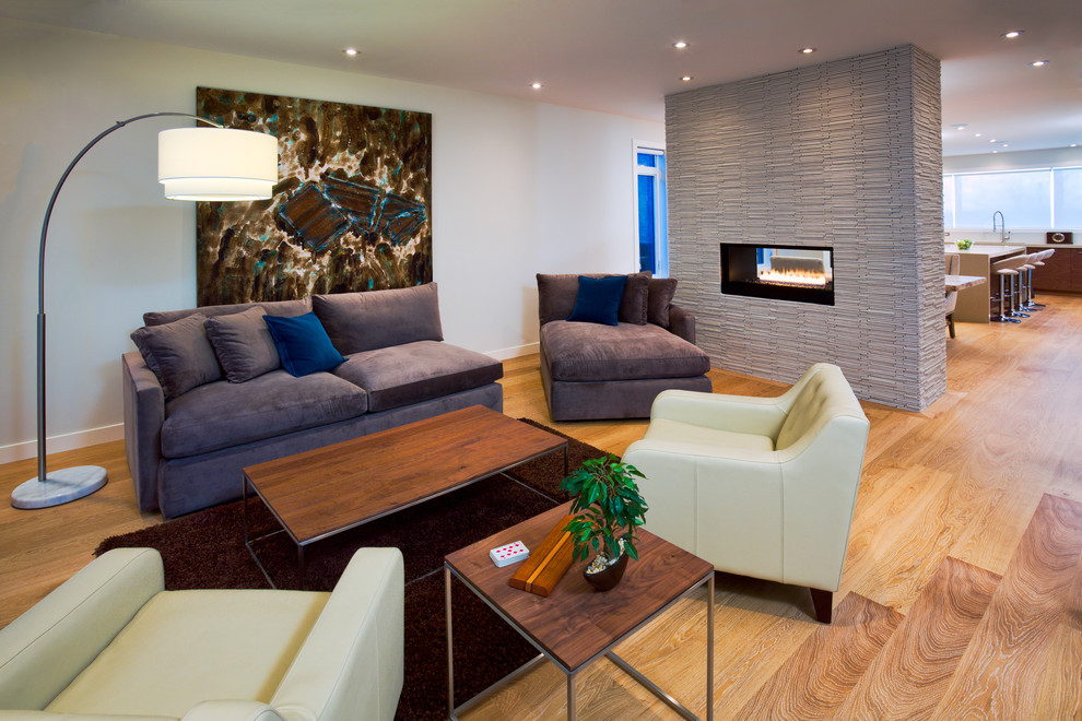 Inspiration for a modern living room in Calgary.