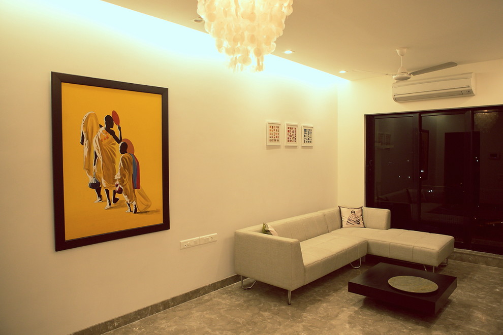 Modernes Wohnzimmer in Mumbai