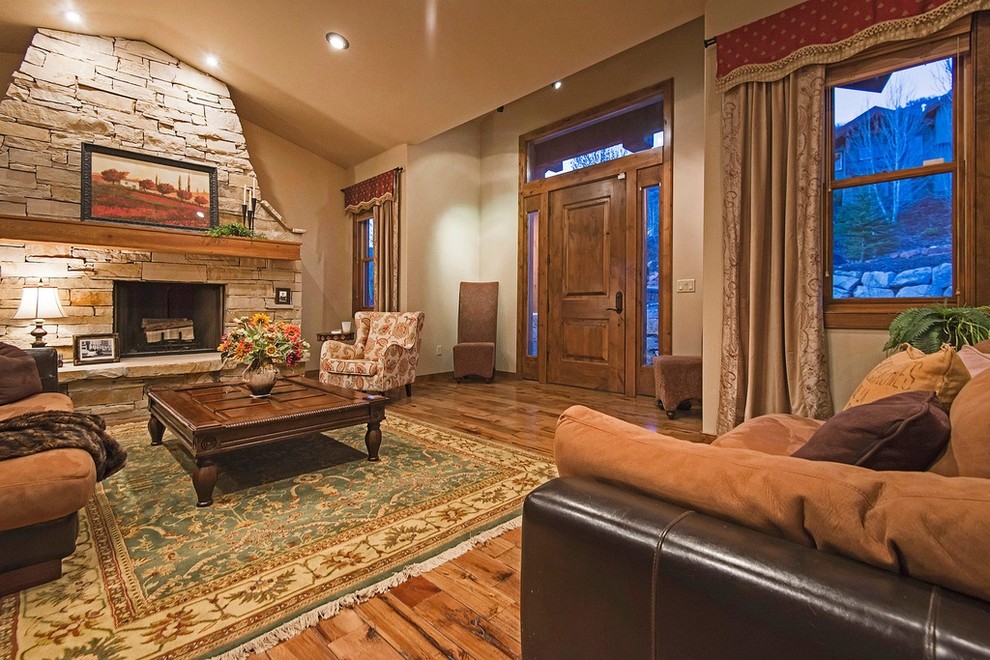 This is an example of a rustic living room in Salt Lake City.