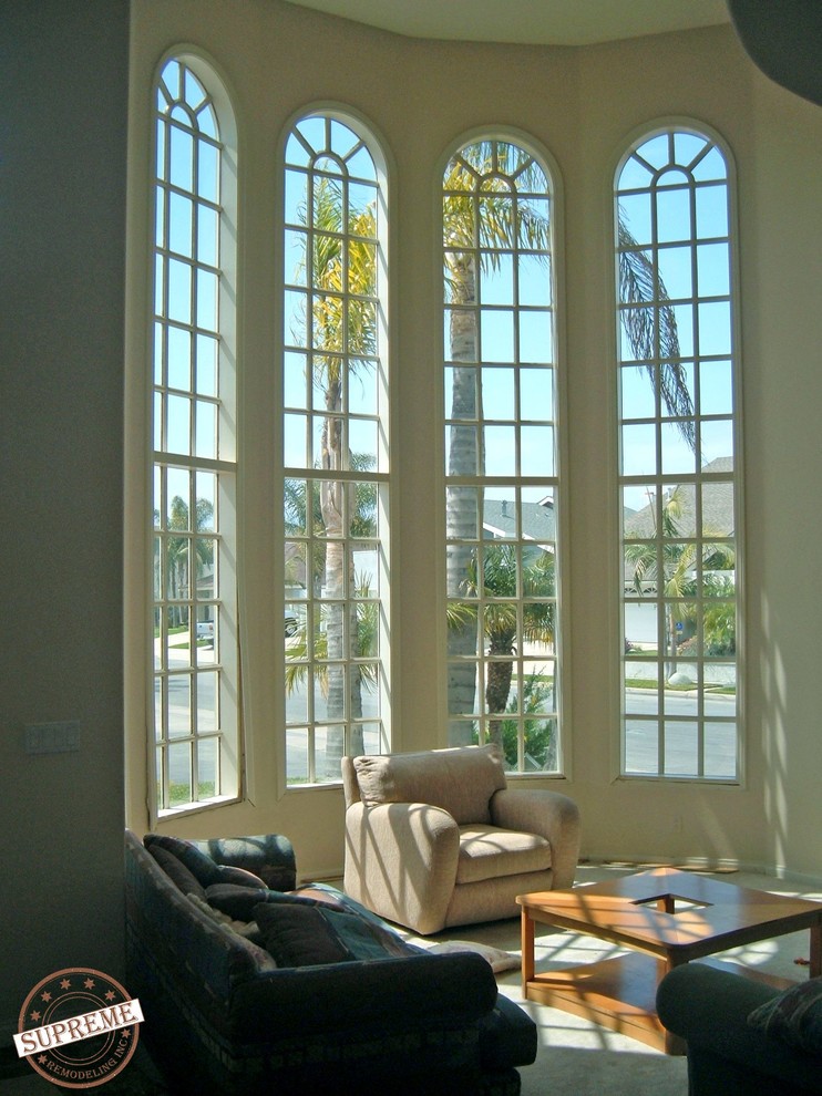 4 Large Fixed Windows Los Angeles Contemporary Living Room Los