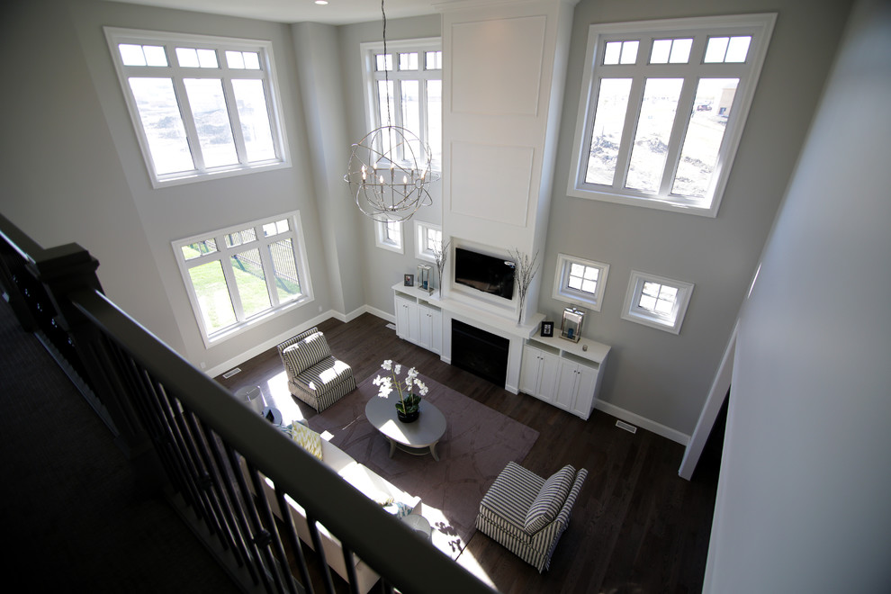 59 Bridgewater Lakes, Winnipeg Contemporary Living Room Other