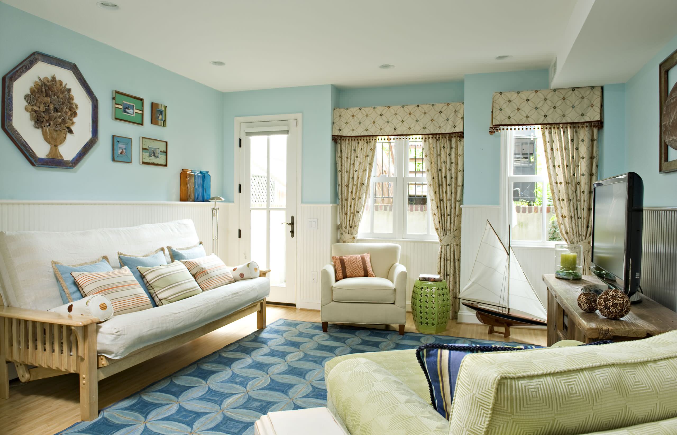 Beige and blue living room outlet