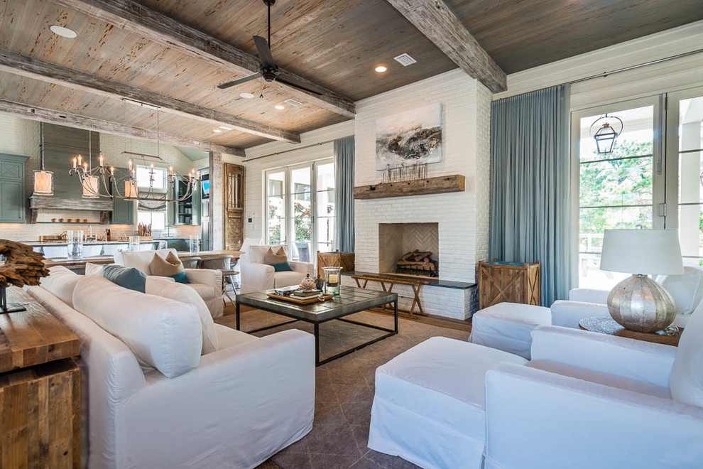 Photo of a coastal living room in Orlando.