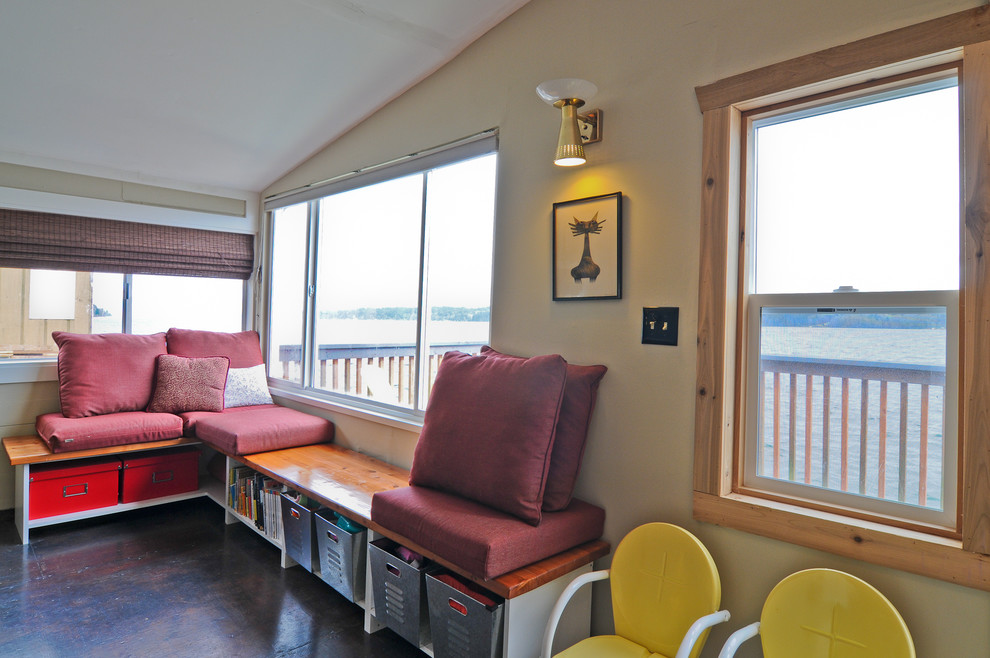 A Fragaria Community Stilt House rides the tides of Colvos Passage