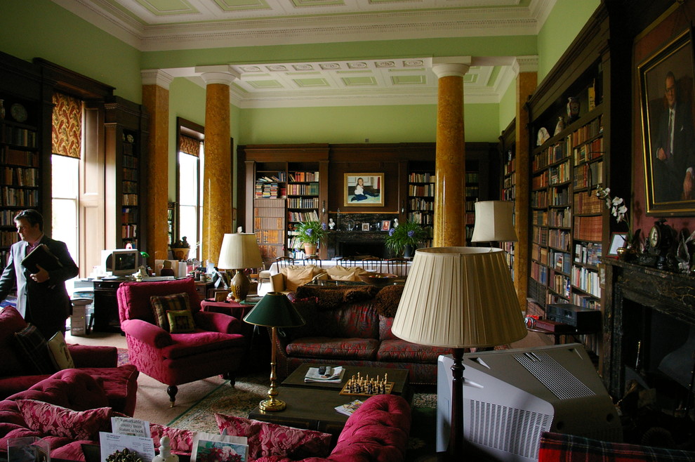 Inspiration for a traditional living room in Other.