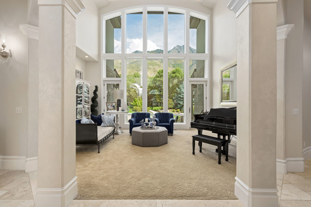 Design ideas for a classic living room in Salt Lake City.