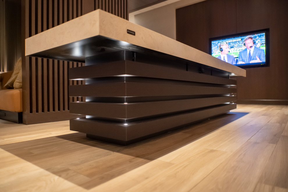 Anaheim Marriot Hotel Arclight Luxury High End Shuffleboard and Pool