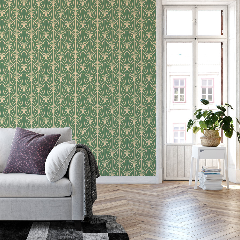 Cette photo montre un grand salon mansardé ou avec mezzanine chic avec un mur vert et du papier peint.