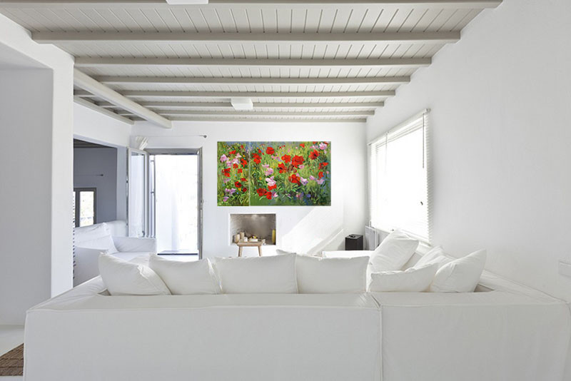 На фото: большая открытая гостиная комната в средиземноморском стиле с белыми стенами, деревянным полом, музыкальной комнатой и белым полом без камина, телевизора