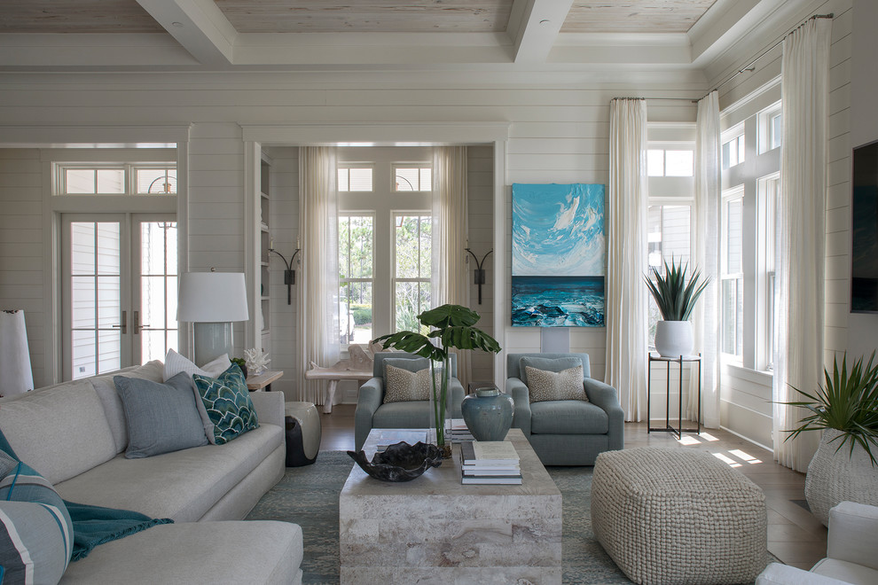 Example of a living room design in Miami