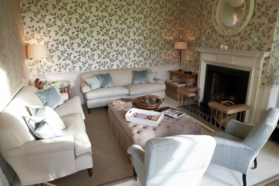 Design ideas for a large traditional living room in London.