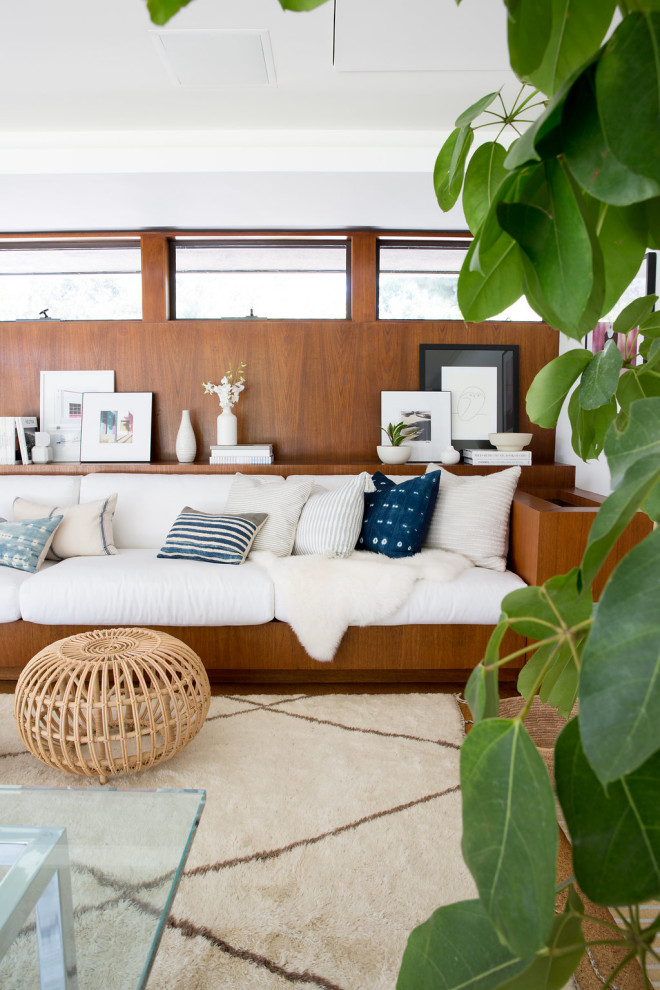 Стильный дизайн: гостиная комната в стиле ретро - последний тренд