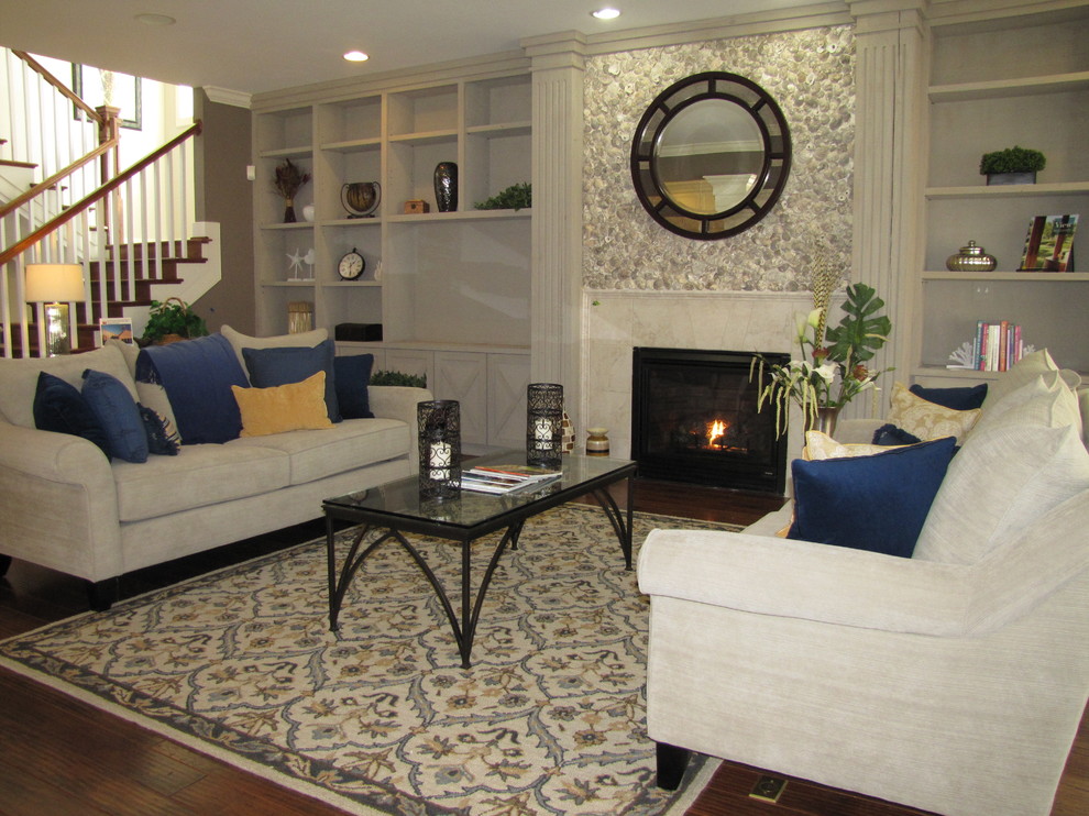 Baldwin Homes "Green" model home, Gambrills, MD Craftsman Living Room Baltimore by A