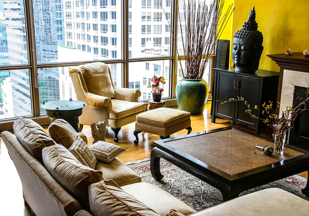 Example of a zen living room design in Chicago