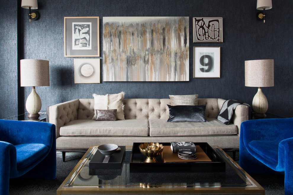 Foto di un soggiorno chic di medie dimensioni con pareti grigie, moquette e pavimento grigio