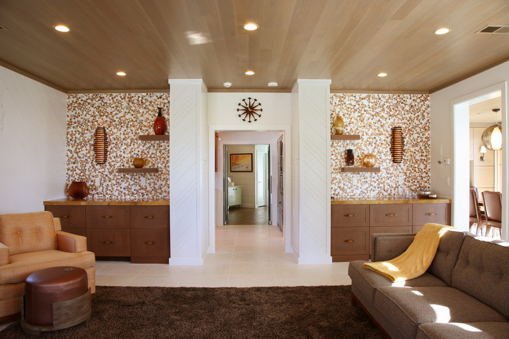 Стильный дизайн: большая изолированная гостиная комната в стиле модернизм - последний тренд