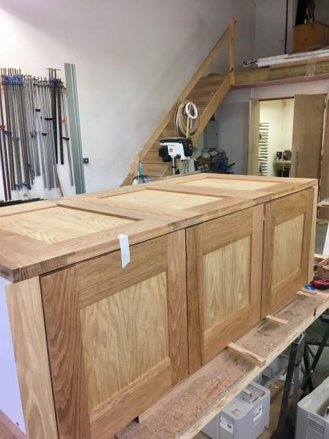 Bay window storage - Scandinavian - Living Room - Oxfordshire - by