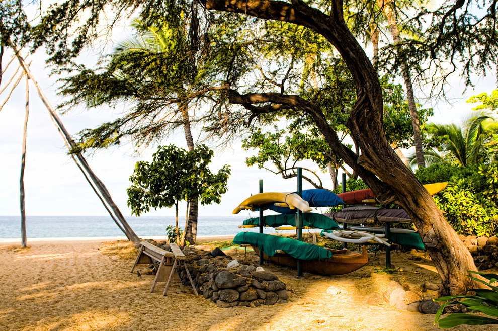 Beach Kayaks on Lana'i Beach Style Living Room Dallas by Terri