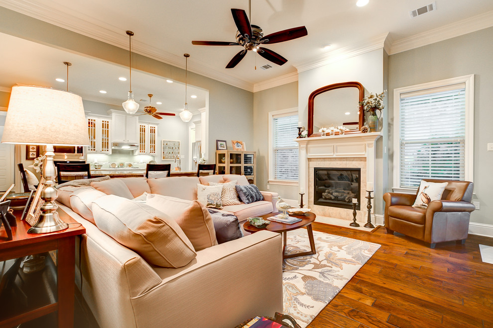 Bedico Creek garden home 2 Craftsman Living Room New Orleans