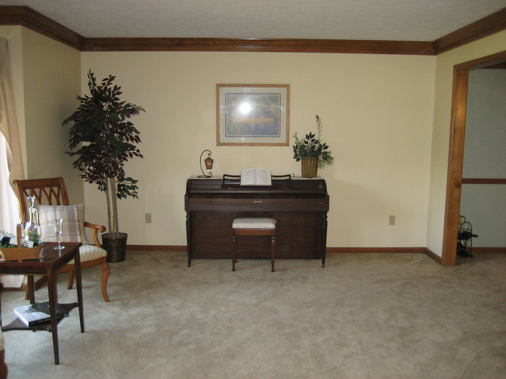 This is an example of a traditional living room in St Louis.