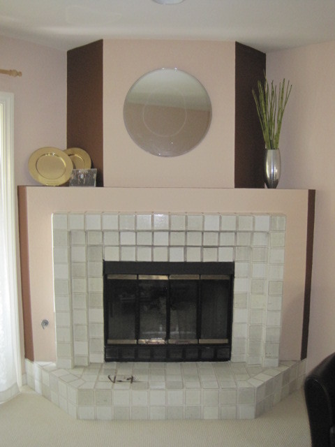 Example of a trendy living room design in San Diego