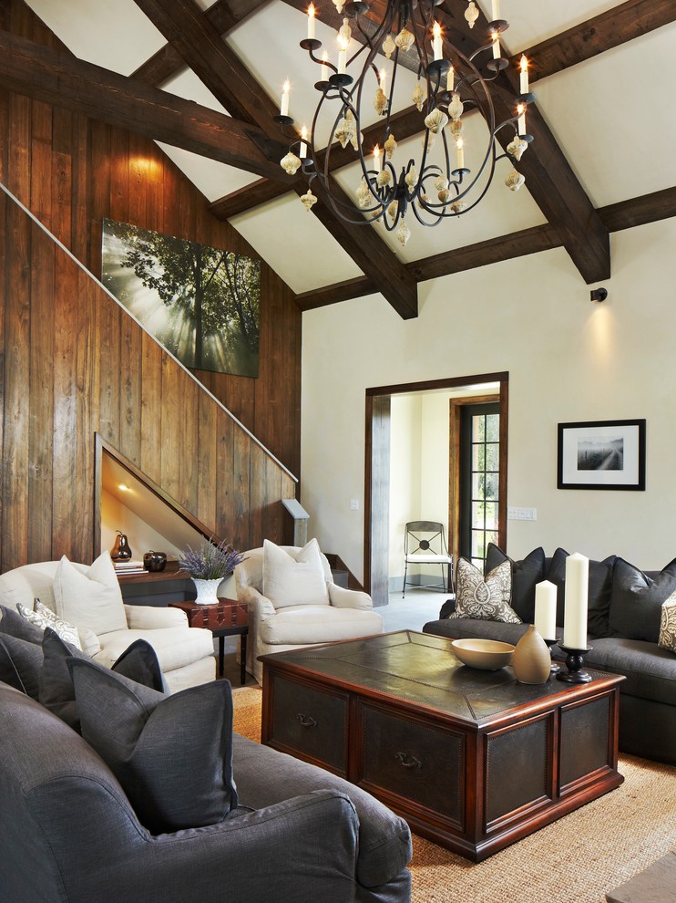 Пример оригинального дизайна: открытая гостиная комната среднего размера в стиле рустика с бетонным полом