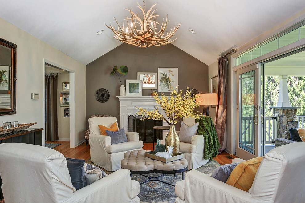 Bernardsville Jill's Traditional Living Room New York by Well