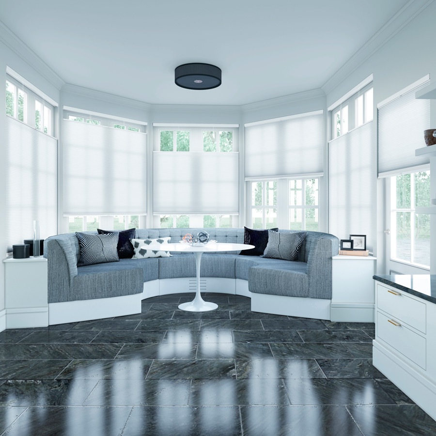 Idee per un soggiorno con pareti bianche e pavimento con piastrelle in ceramica