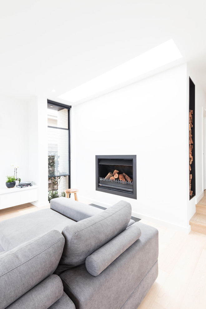 Medium sized modern living room in Melbourne.