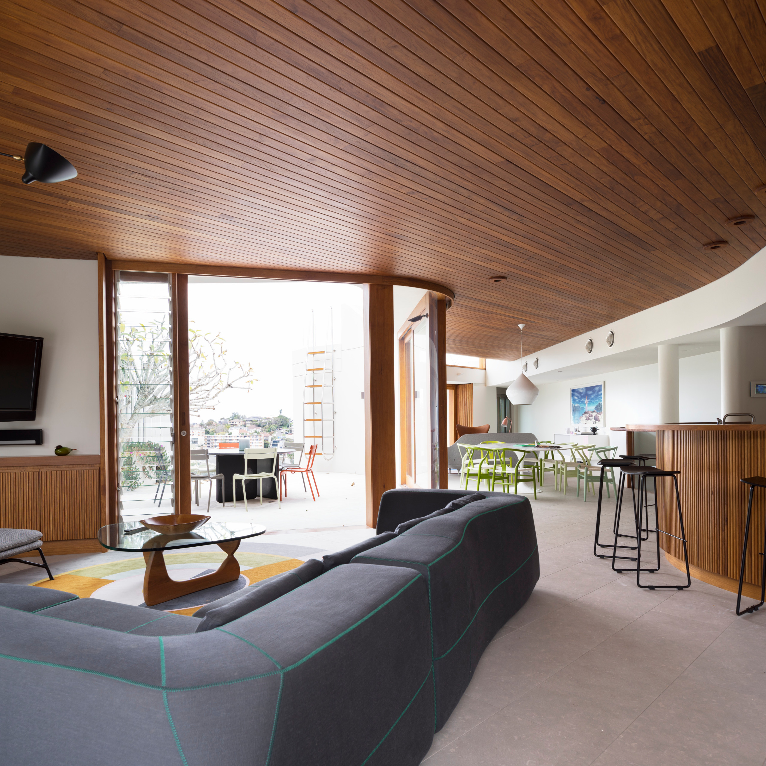 75 Moderne Wohnzimmer mit Holzdecke Ideen & Bilder - März 2023 | Houzz DE