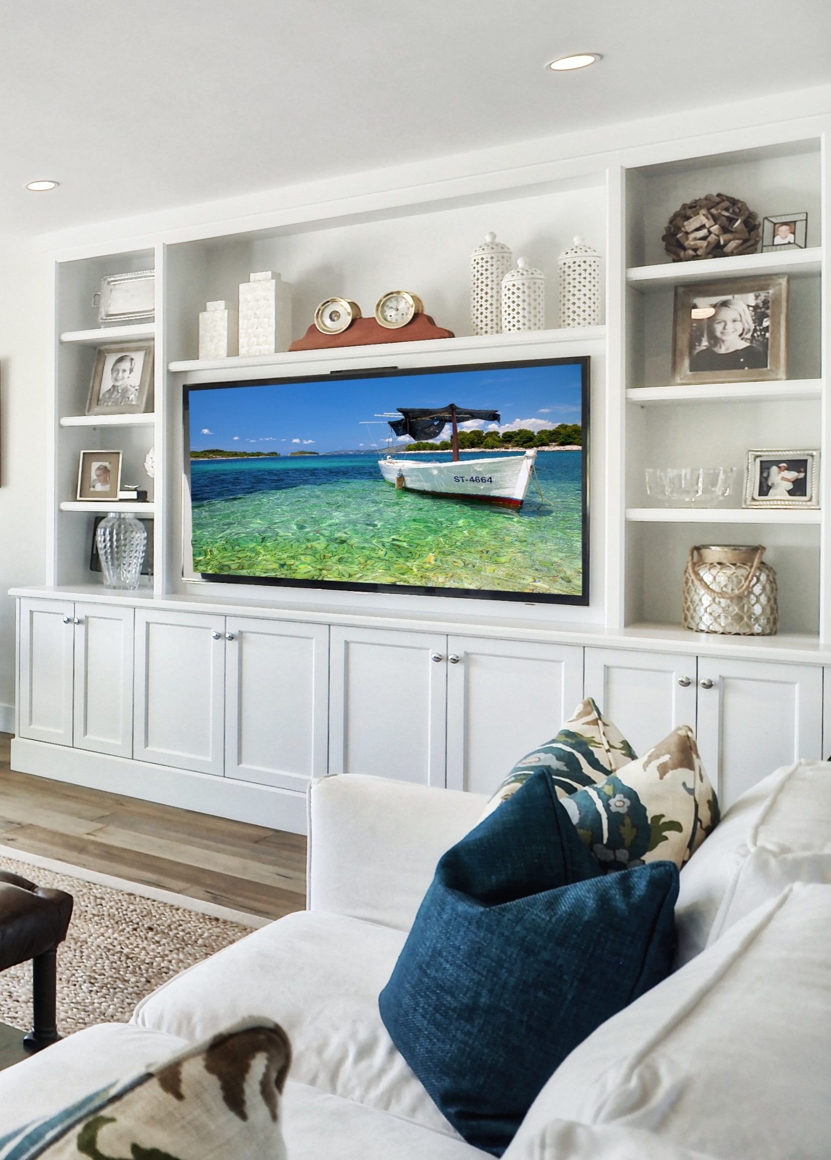 75 Living Room with a Media Wall Ideas You'll Love - August, 2023 | Houzz