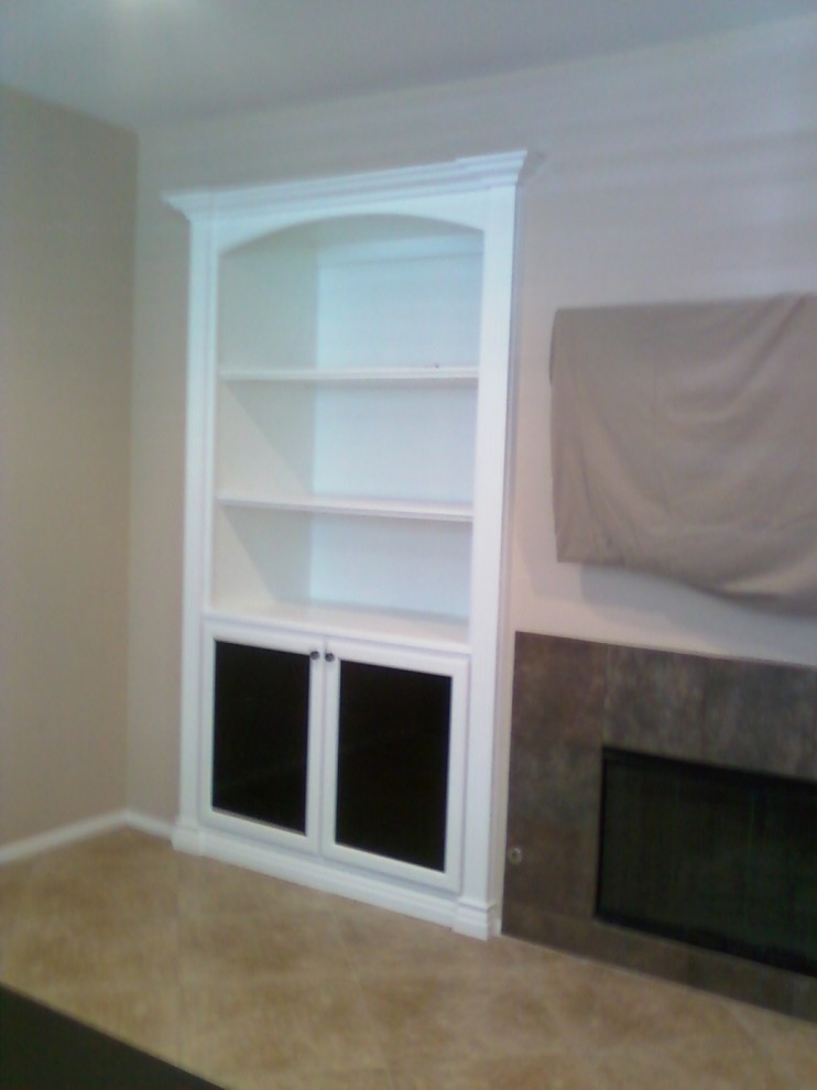 Traditional Living Room Orange County by CustomBuilt