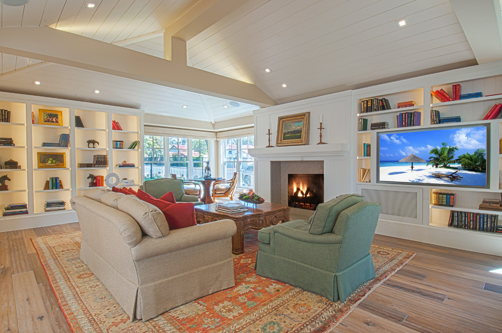 Living room - traditional living room idea in Orange County