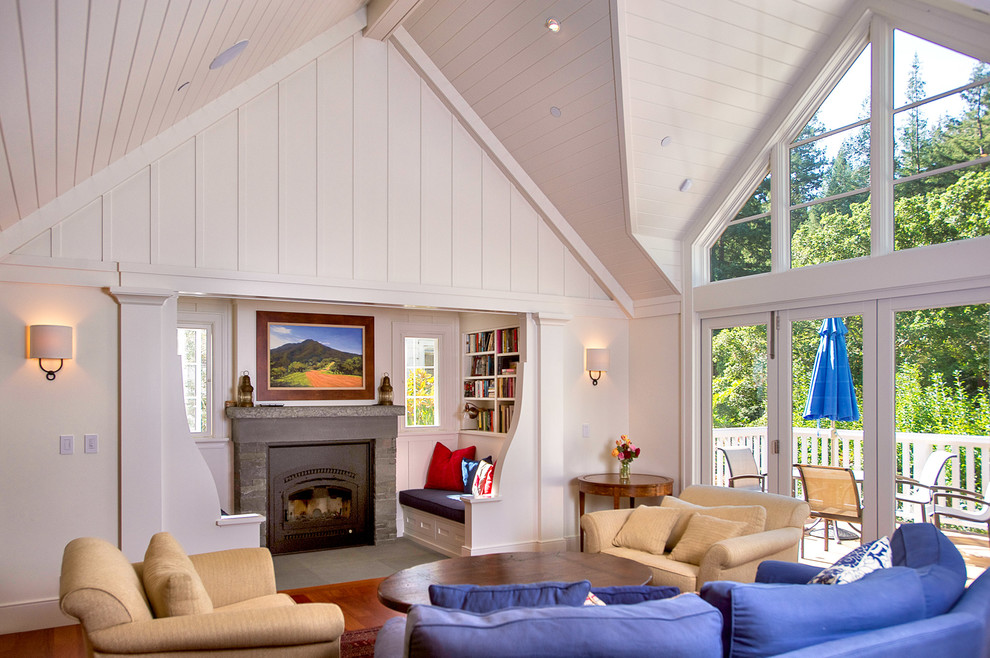 This is an example of a traditional living room in San Francisco with white walls.