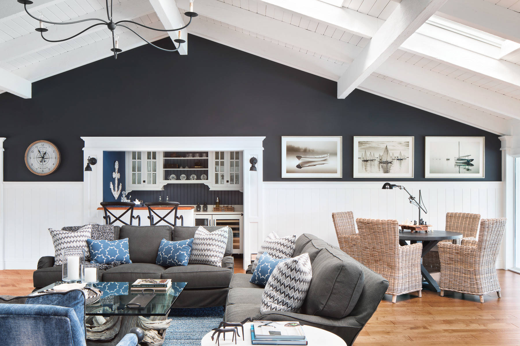 Embrace Elegance: A Complete Guide to Black Coastal Decor