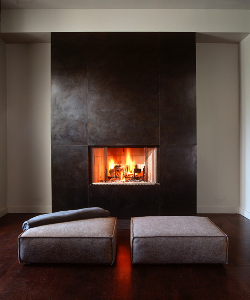 Inspiration for a modern living room remodel in San Francisco
