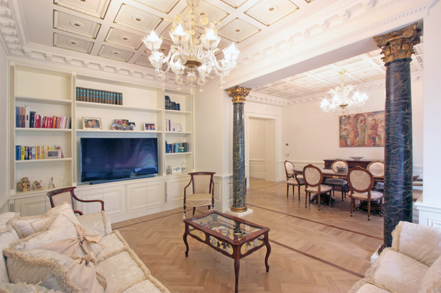 casa neoclassica in via del Corso a Roma, neoclassical house in Roma -  Traditional - Living Room - Rome - by Franco Bernardini architetto