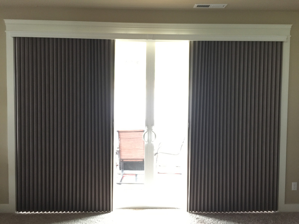  Cellular & Shades Arts & Crafts Living Room Seattle