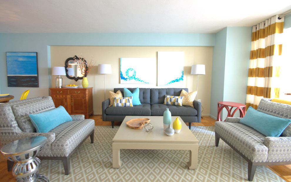 Свежая идея для дизайна: парадная, изолированная гостиная комната среднего размера в стиле ретро с синими стенами и полом из керамической плитки без камина, телевизора - отличное фото интерьера