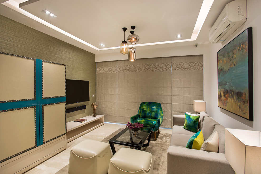 Photo of a contemporary living room in Delhi.