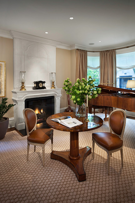 Inspiration for a timeless living room remodel in Chicago