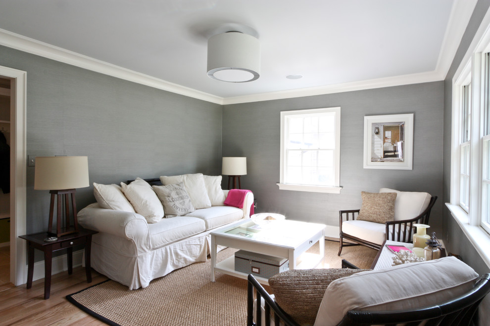 Elegant formal living room photo in Newark