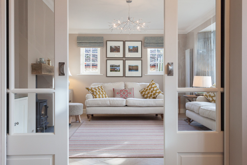 Design ideas for a classic living room in Essex.