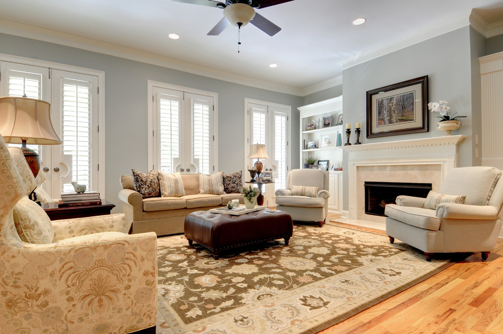 Classic Traditional Town Home St Davids Sq - Traditional - Living Room